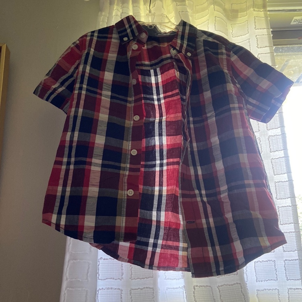 Boys short sleeve plaid button up from Gymboree!!